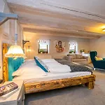 B&B Nowa Prowansja 옐레니아구라