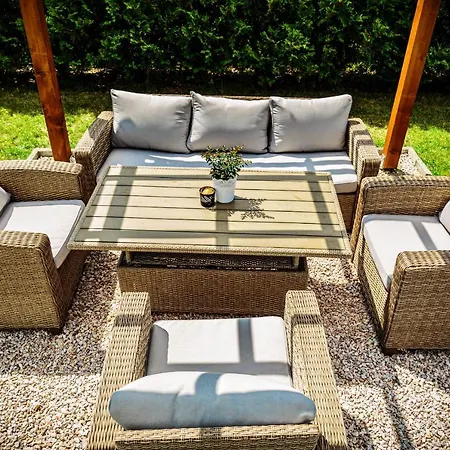 Nowa Prowansja Nocleg ze śniadaniem 3*